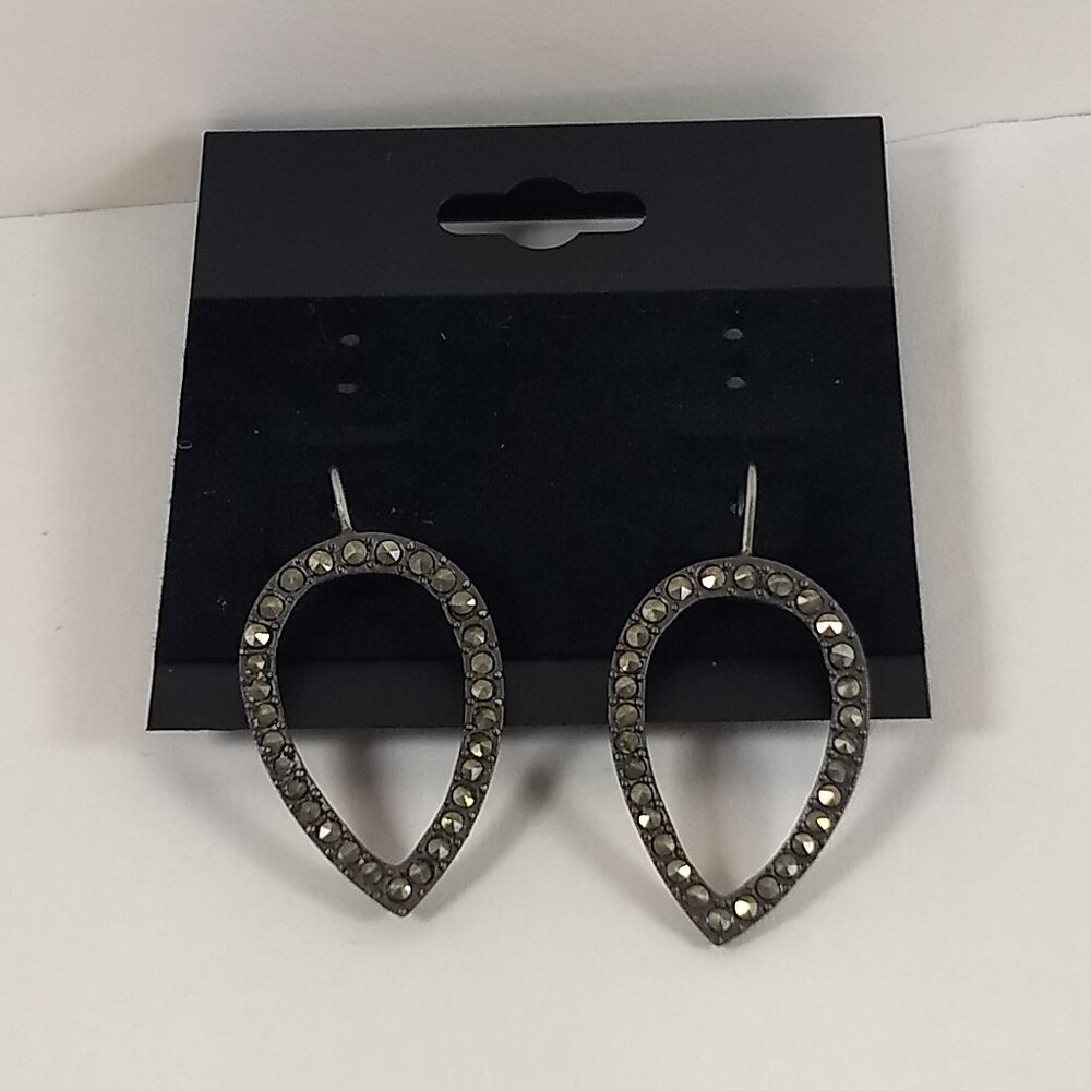 Leaf Teardrop Black Tone Rhinestone Earrings Marked KOR Whimsigoth Modern